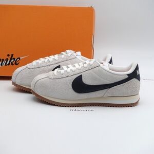 SLD NEW Nike Cortez Vintage Suede Sneakers FJ2530-102 Summit White